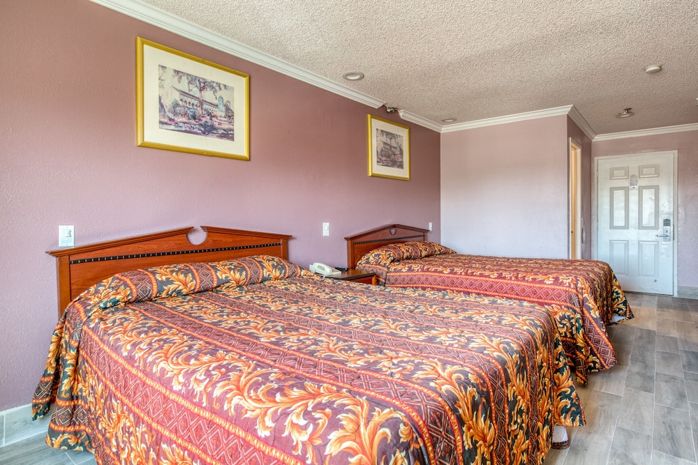 Suite, 2 Twin Beds, Non Smoking photo 1