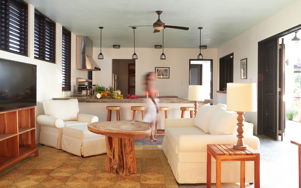 Tree House Five-bedroom Luxury Villa photo 3