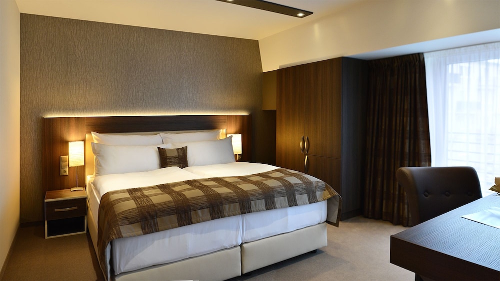 Standard Room - Photo 1