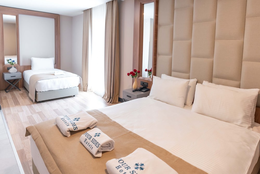 Deluxe Room, 1 Bedroom photo 2