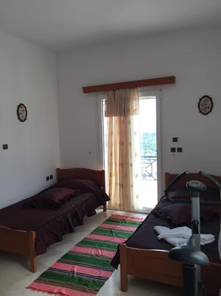 Family Apartment, 3 Bedrooms, Sea View