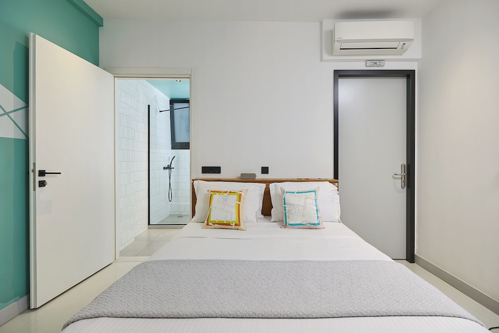 Standard Double Room photo 2