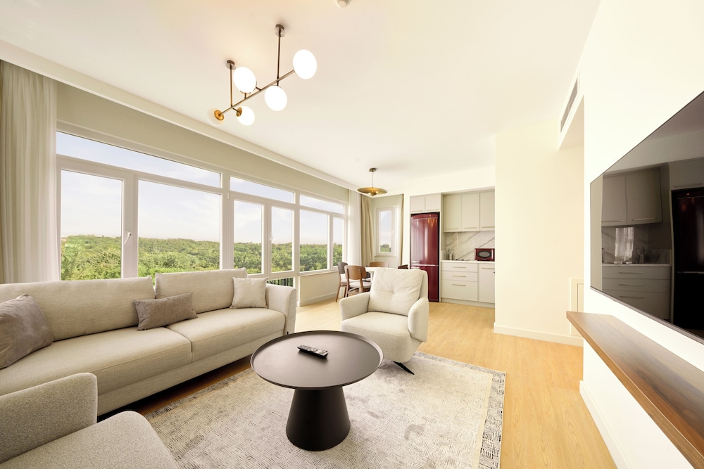 Apartment, 2 Bedrooms, City View photo 1