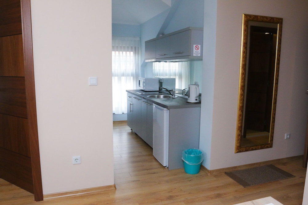 Family Apartment photo 2