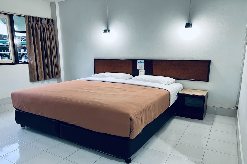 Standard Single Room - Photo 5