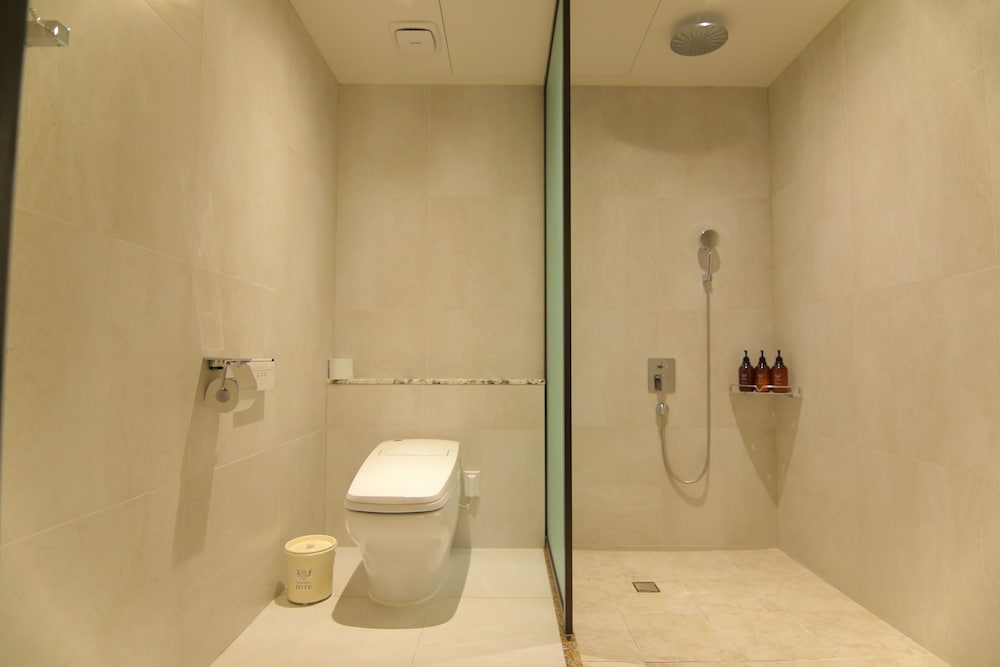 Deluxe Twin Room - Photo 6