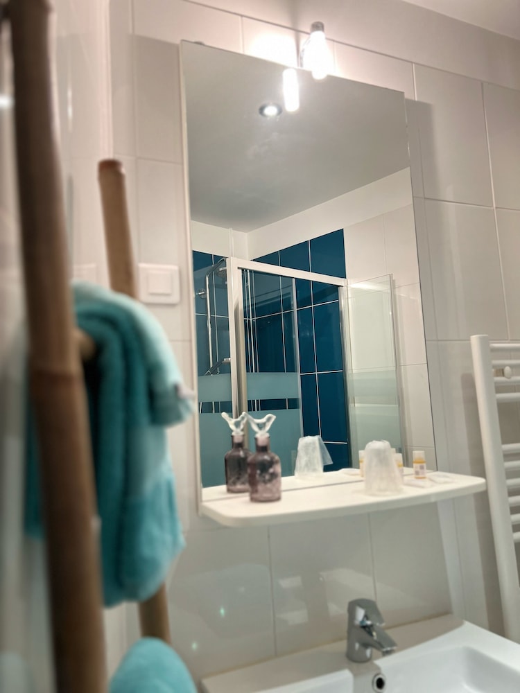 Standard Room photo 3