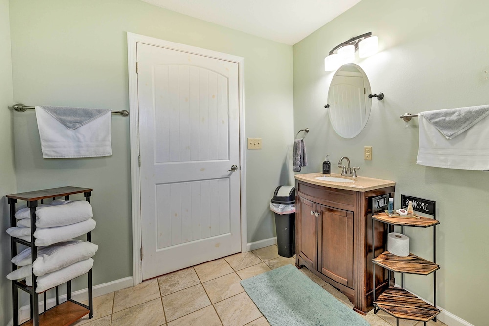 House (2 Bedrooms) photo 2