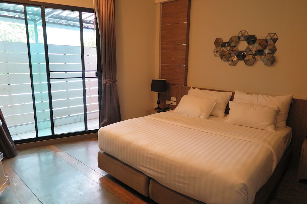 Luxury Jacuzzi Room