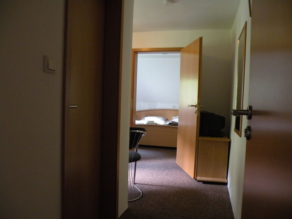 Standard Double Room photo 2