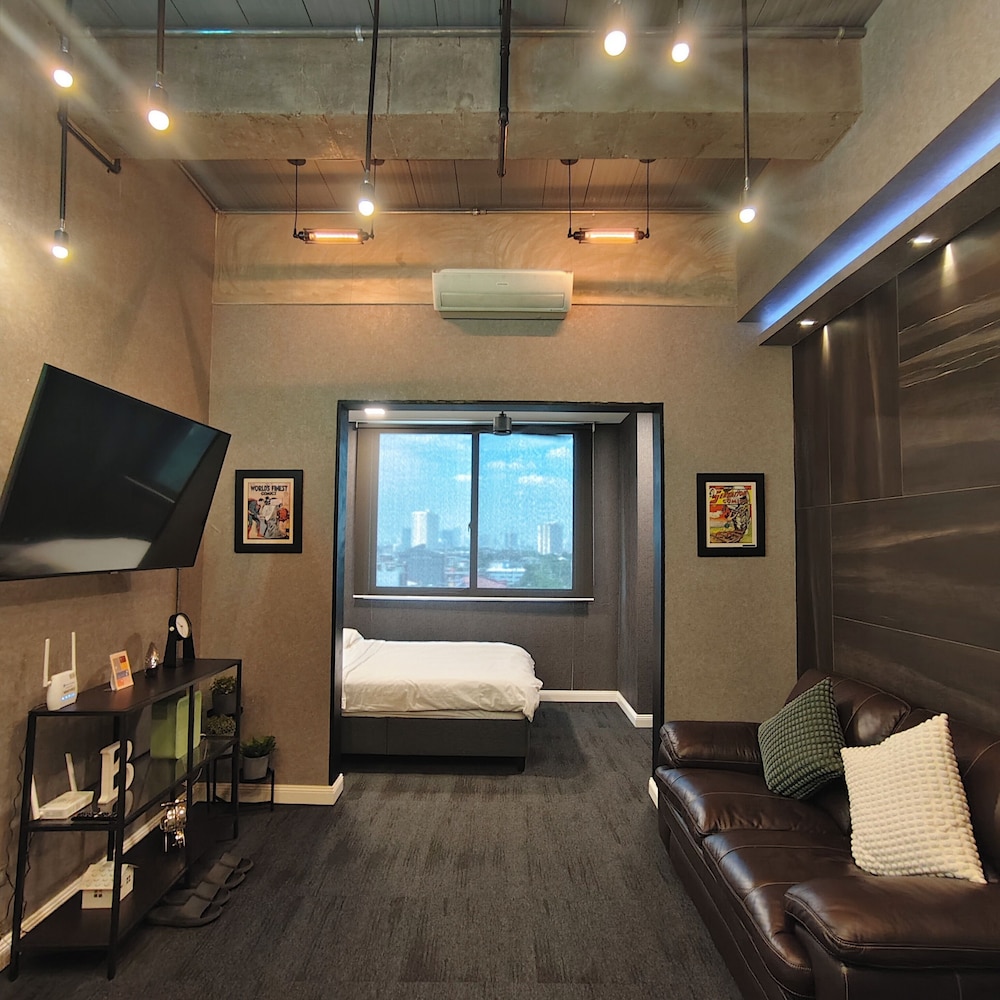Design Condo photo 1