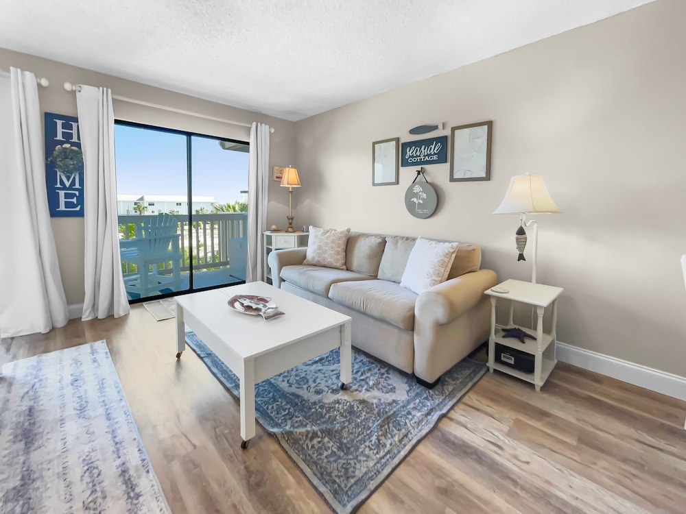 Condo, 1 Bedroom