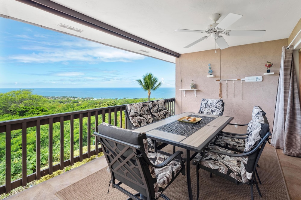 Condo, 2 Bedrooms