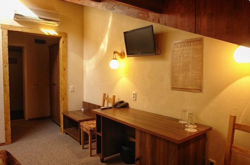 Standard Twin Room (Attic) photo 2