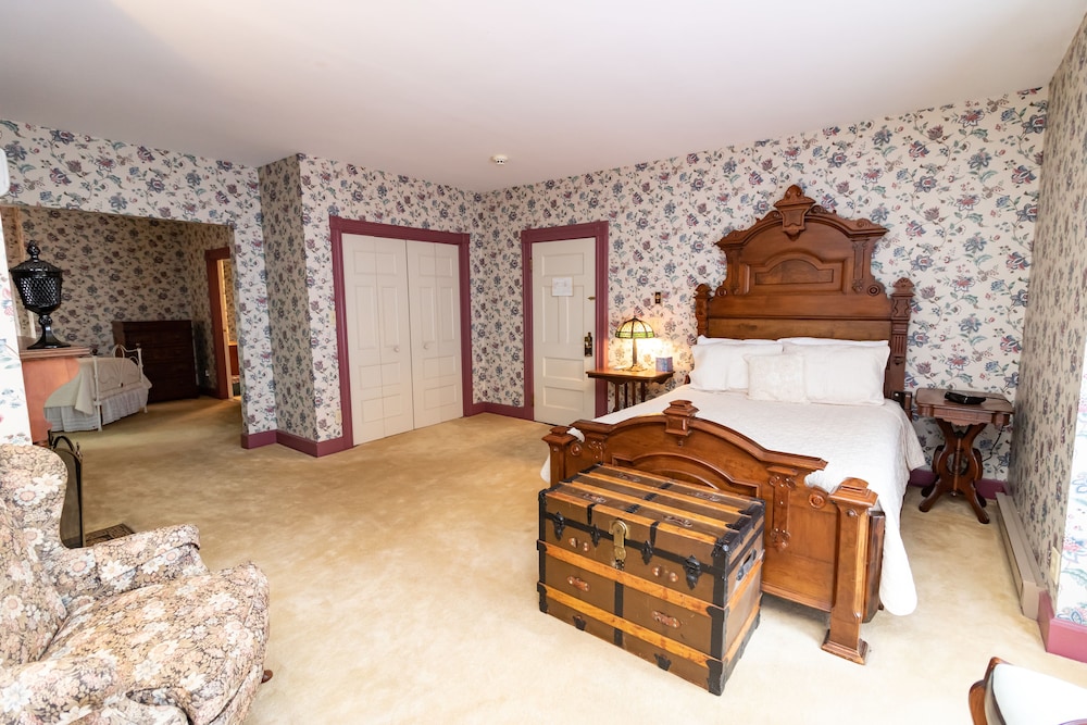 Superior Triple Room, Ensuite (Room 1)