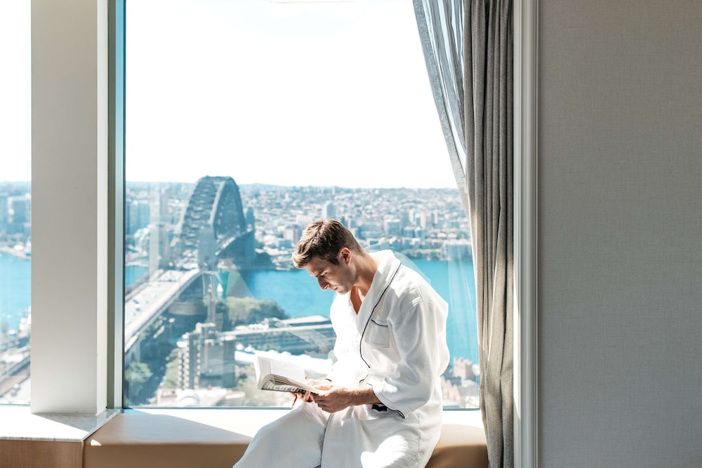Harbour Bridge Suite 1 King