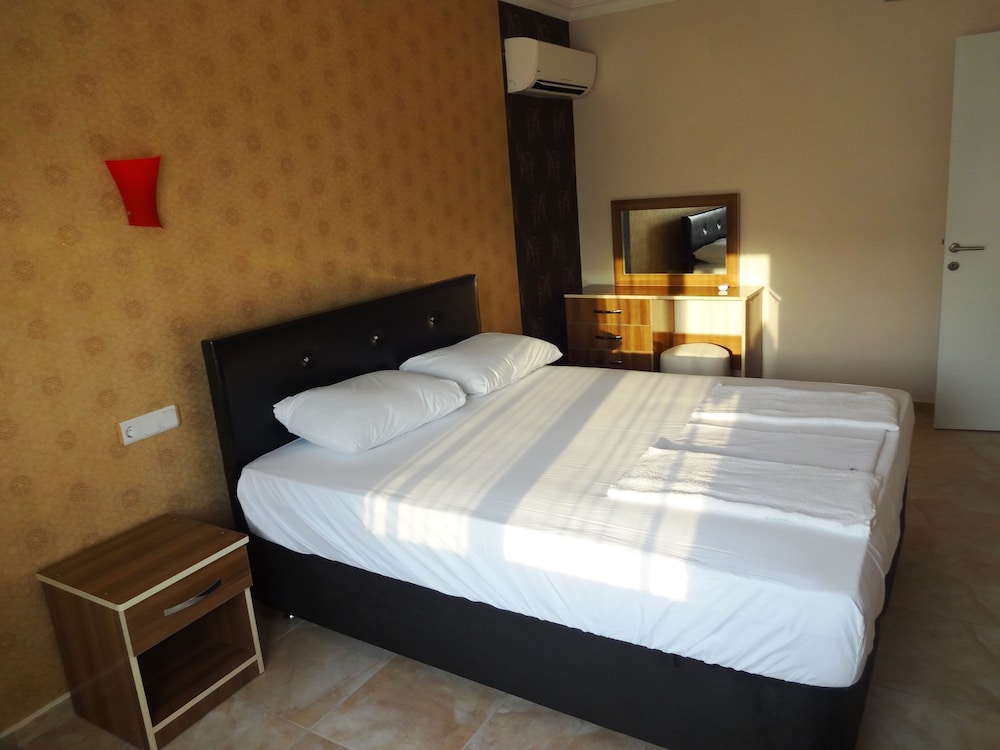 Standard Double Room photo 3