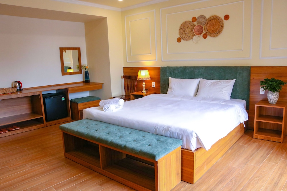 Deluxe Double Room, City View - Photo 4