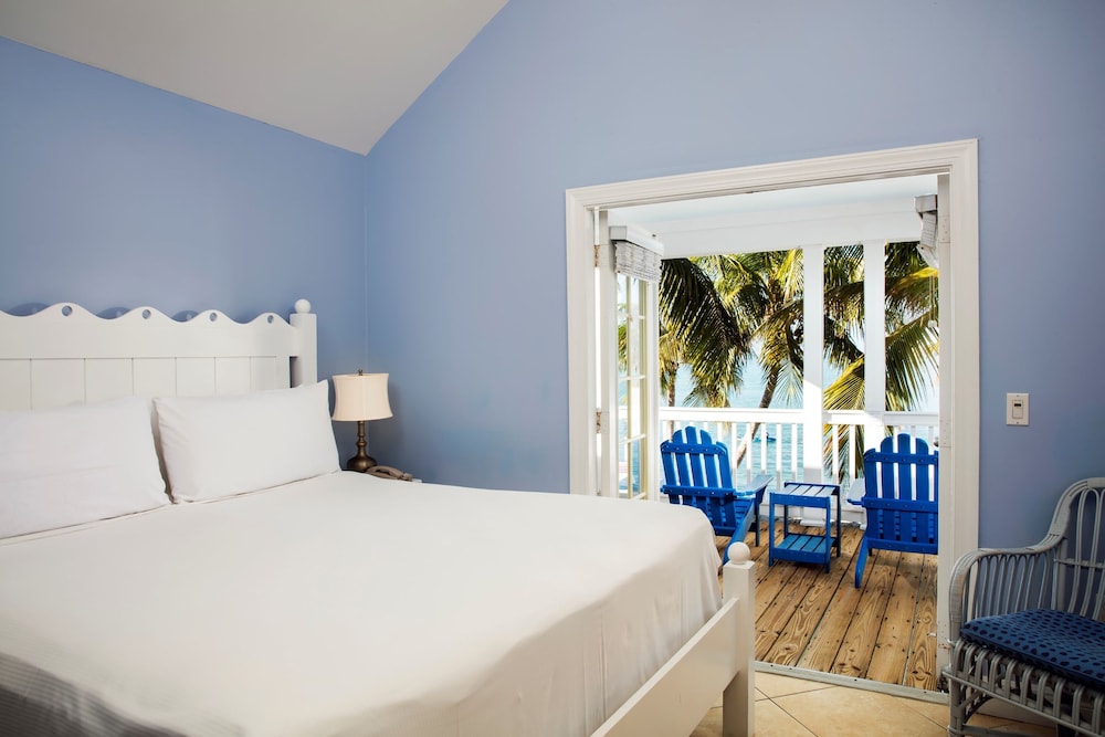 Villa, 2 Bedrooms, Beachfront - Photo 3