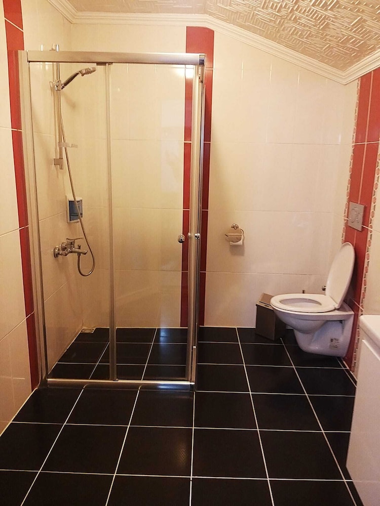 Standard Room photo 2