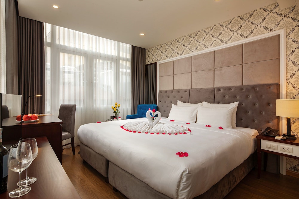 Deluxe Double or Twin Room
