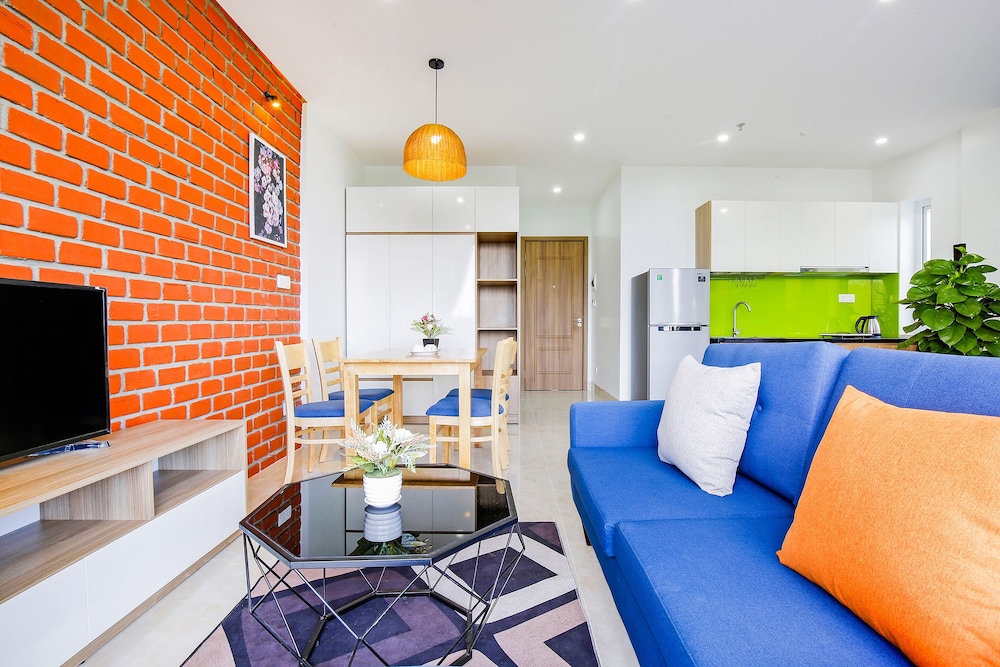 Studio Apartment - Photo 2