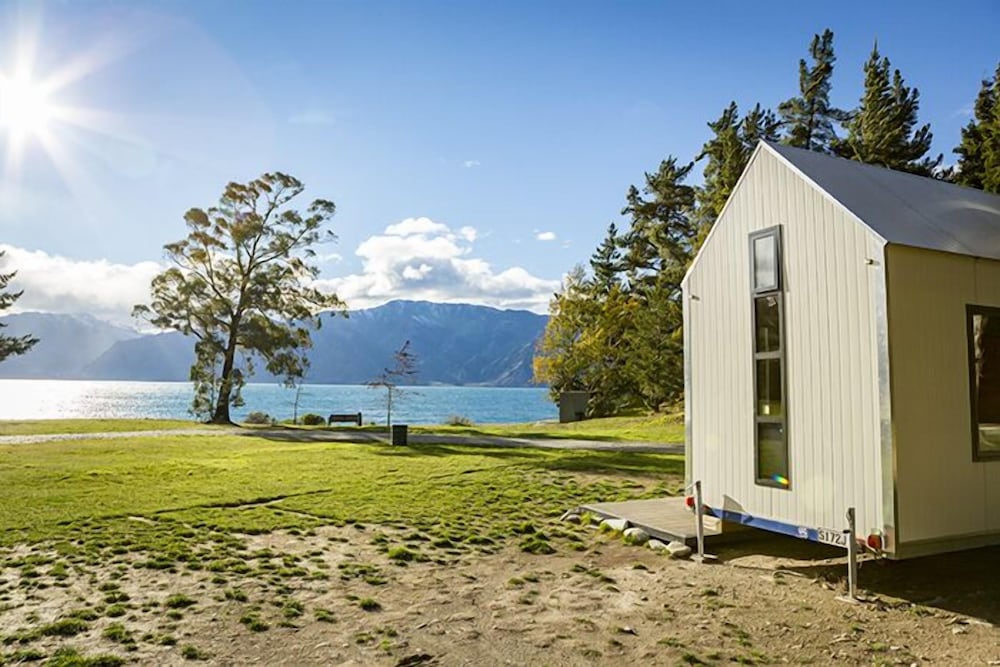 Classic Mobile Home, 1 Loft Double Bed, Kitchenette, Lake View photo 3