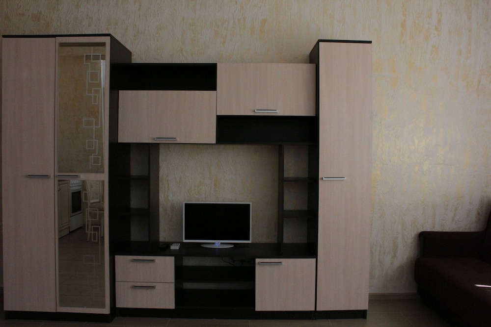 Apartment photo 2