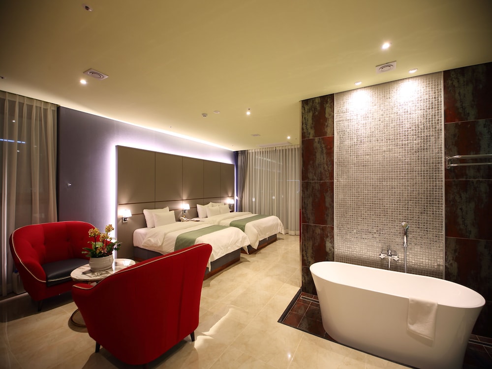 Suite Twin - Photo 9