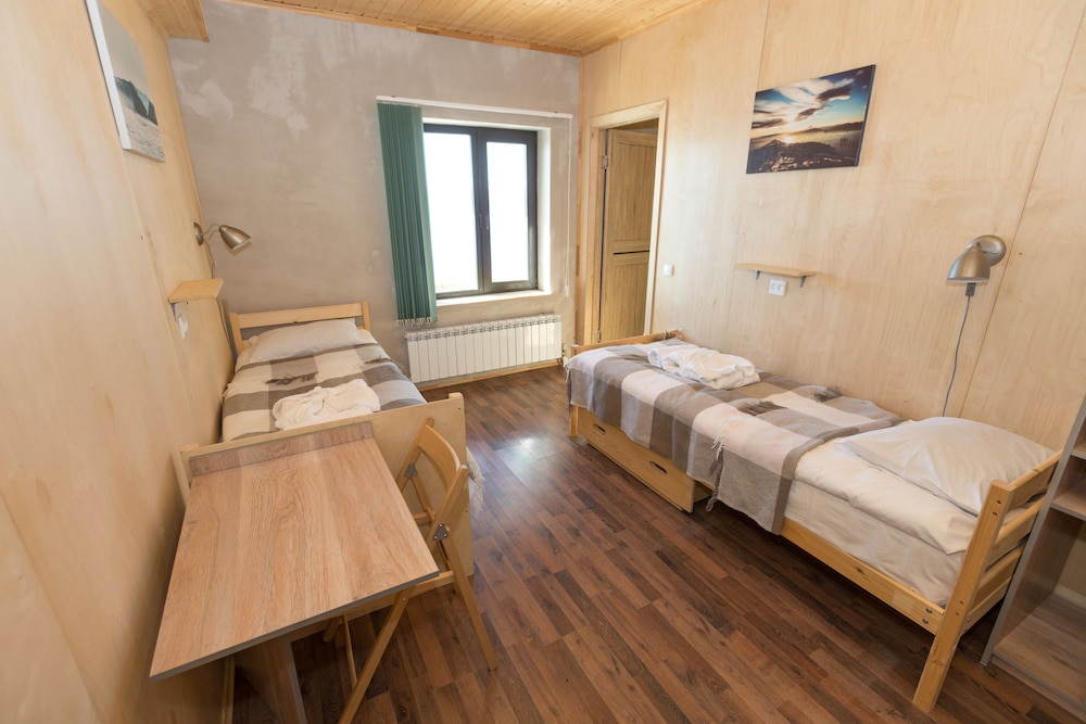Comfort Twin Room, 2 Twin Beds, Mountainside photo 3