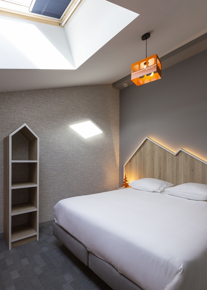 Junior Duplex, 1 Queen Bed with Sofa bed, Mountain View (Iseran Mezzanine) - Photo 13