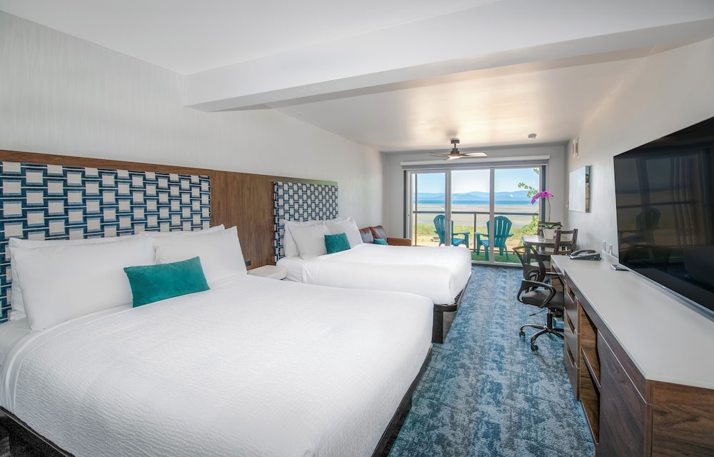 Oceanview Two Queen Room w/ Kitchenette