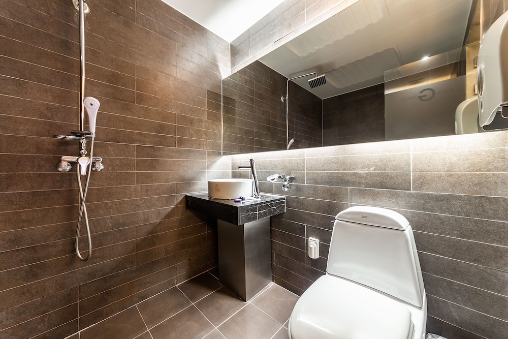 Standard Double or Twin Room photo 3