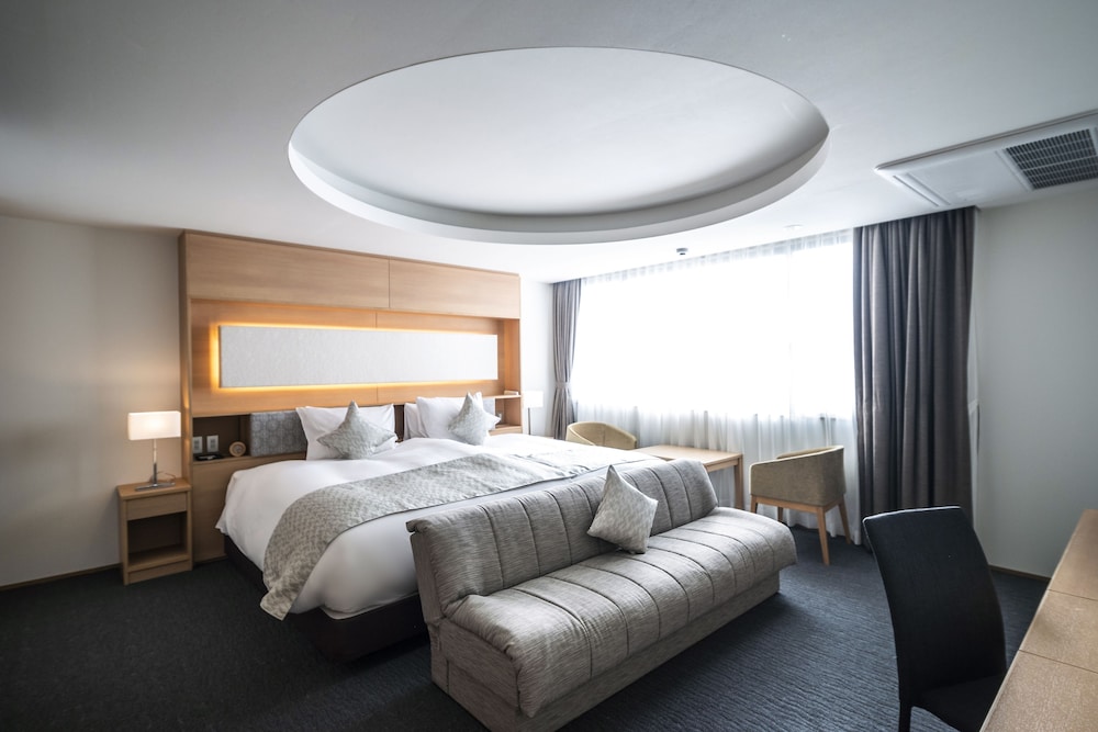 Deluxe Twin Room, Multiple Beds, Frosted Glass, Non Smoking photo 1
