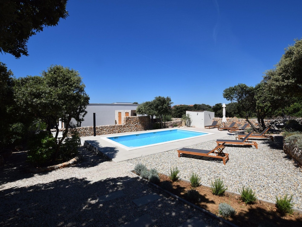 House photo 2
