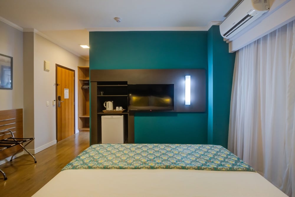 Executive Room, 1 Queen Bed - Photo 3