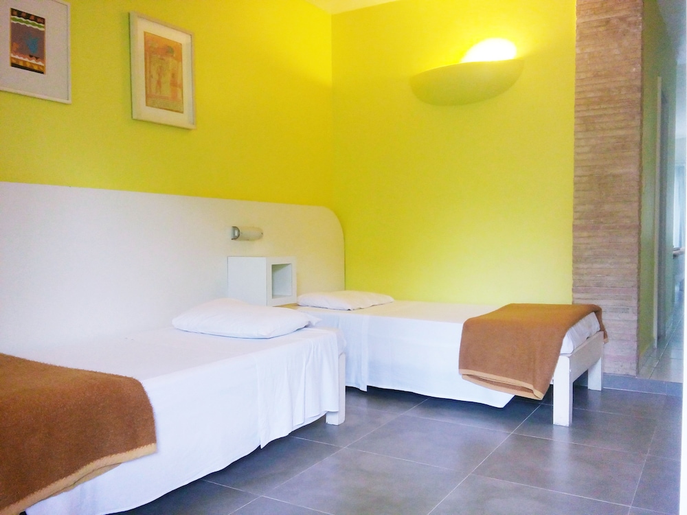 Deluxe Suite, Garden Area photo 2
