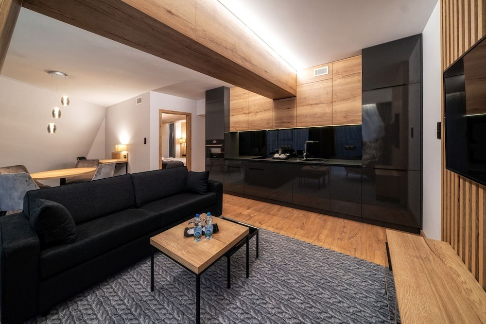 Family Apartment photo 1
