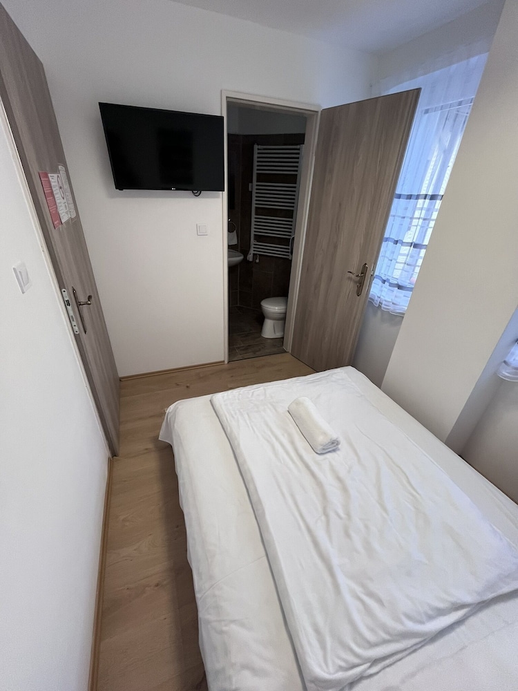 Superior Room, 1 Large Twin Bed photo 2