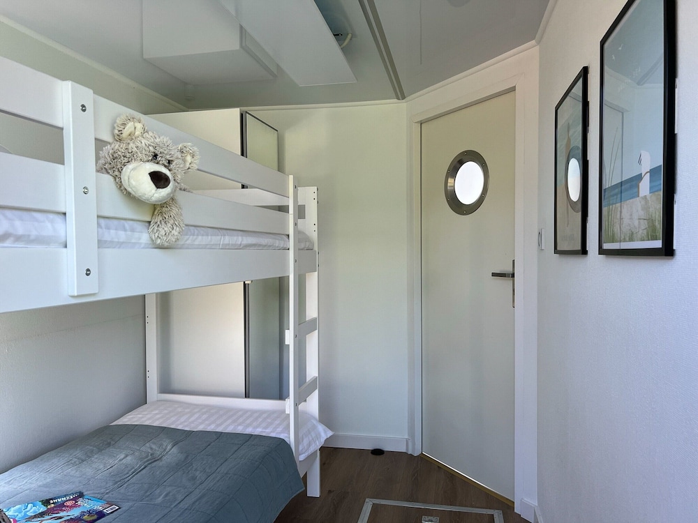Mobile Home photo 3
