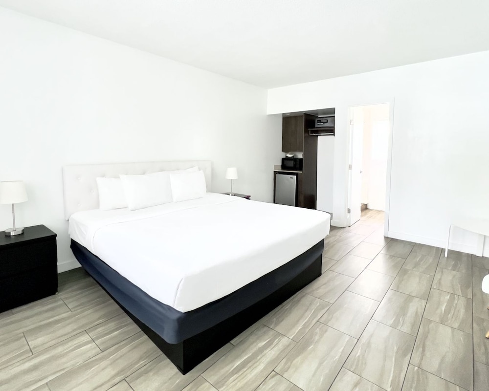Studio, 1 King Bed