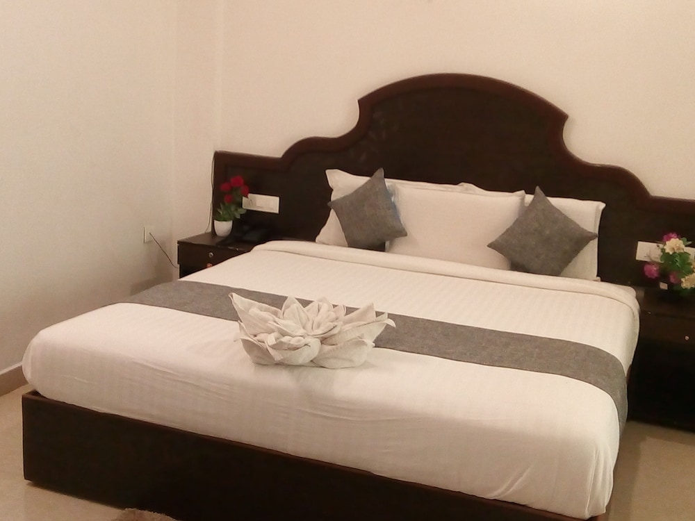 Deluxe Room, 1 Double Bed, Non Smoking photo 3