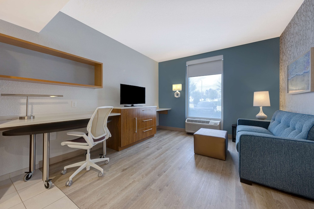 Available room