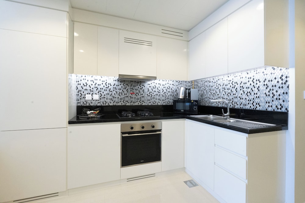 Apartment, 2 Bedrooms, Private Bathroom photo 2