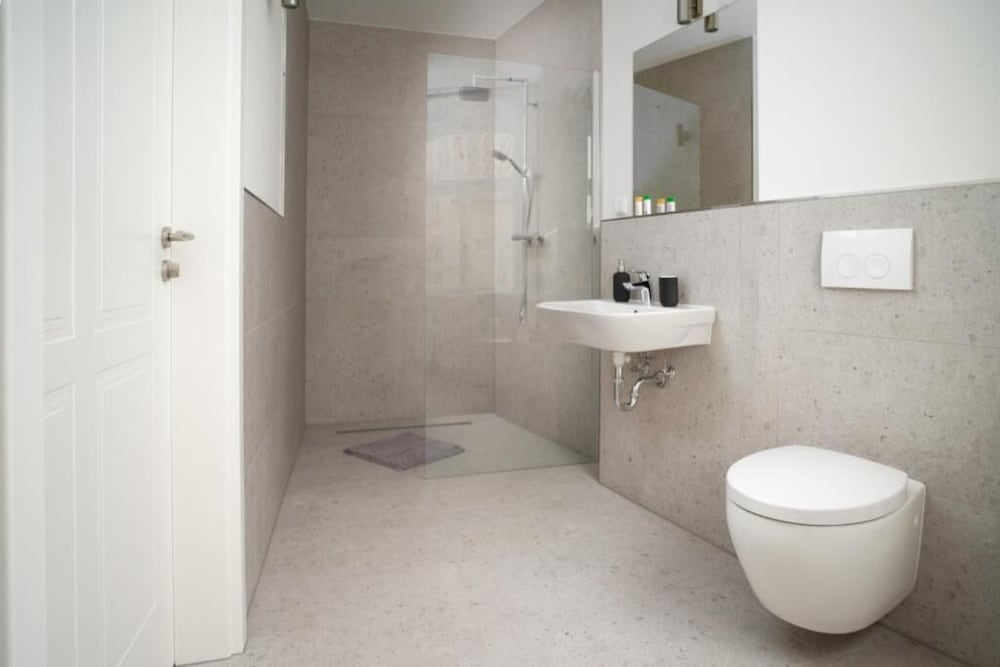 Deluxe Double Room, 1 Queen Bed, Non Smoking, City View