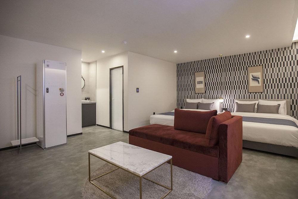 Premium Twin Room photo 2