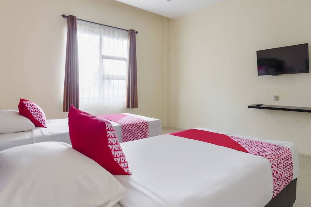 Deluxe Twin Room photo 3