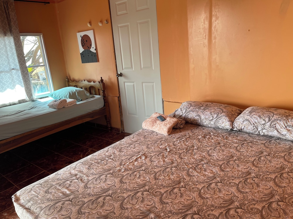 Basic Double Room, Beach View photo 2