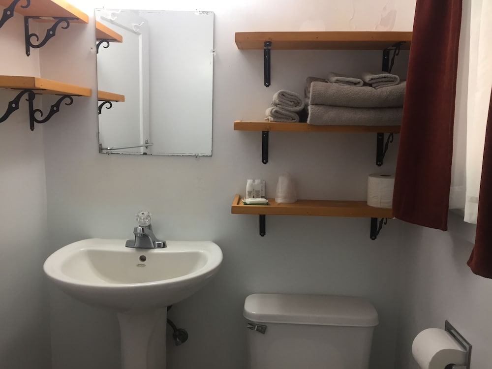 Standard Room photo 2