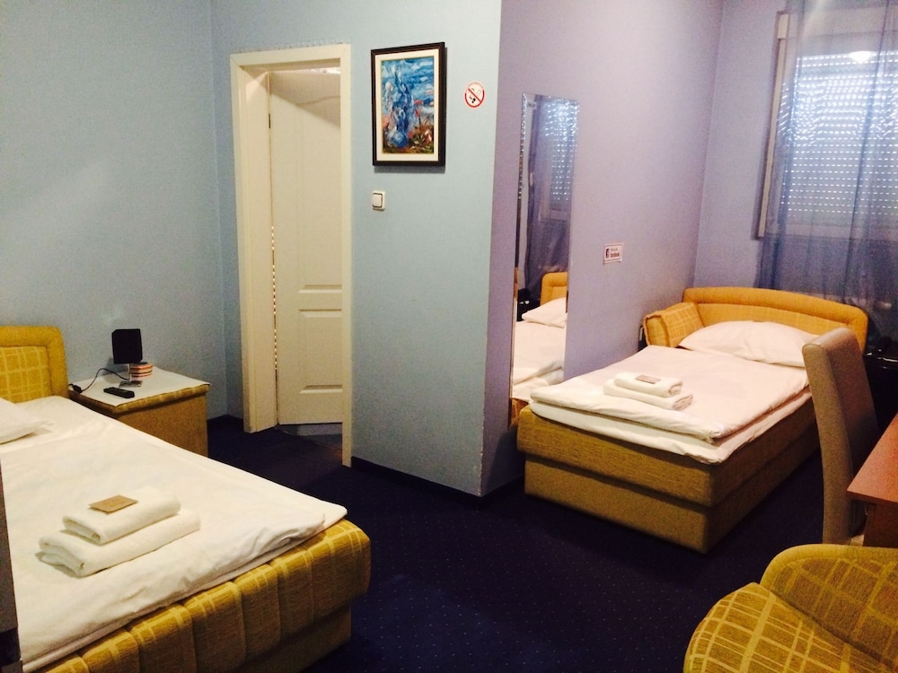 Standard Twin Room, 1 Bedroom photo 1